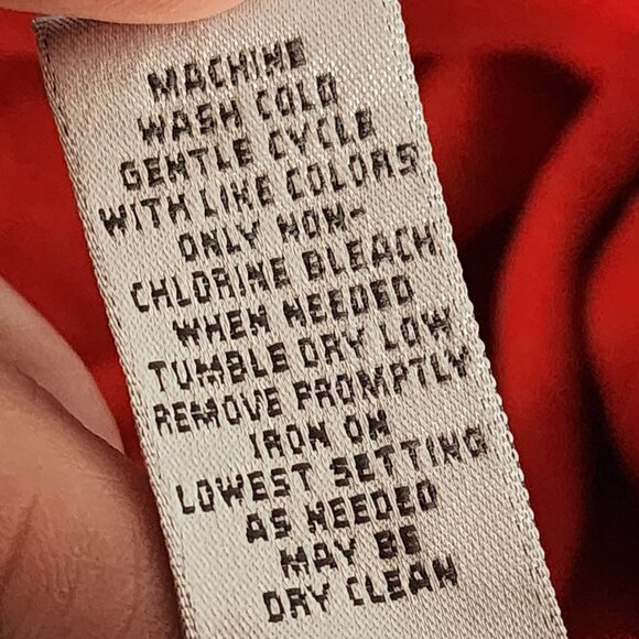 Chico's Berry Rayon Span Adj Silk Like Strap Neckline Stretch Cami Size 3 US XL - Picture 16 of 16